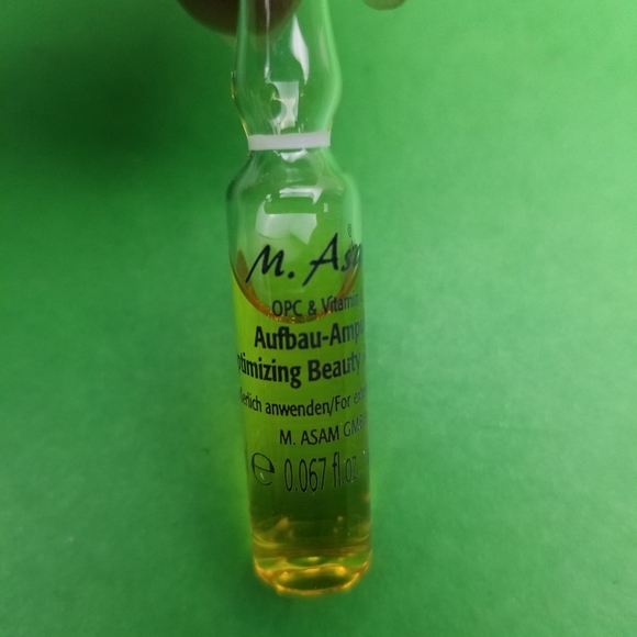 M. Asam VINO GOLD Power Ampoule Beauty Treatment 1 - Picture 7 of 9